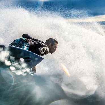 Kain Daly Surfing the Maui waves